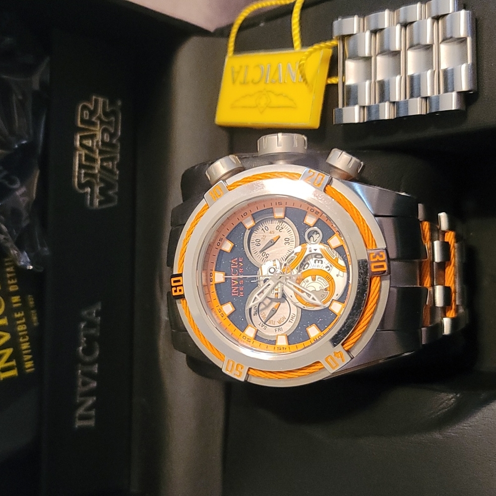 Invicta BB8 watch